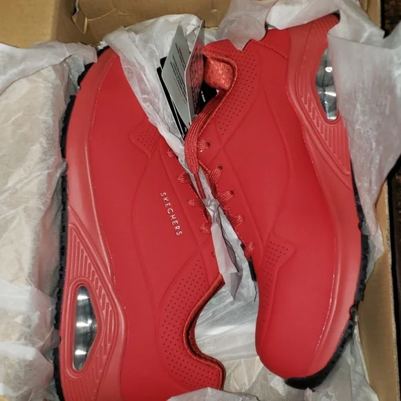 Rare sketcher's safety shoes all red - Picture 1 of 4